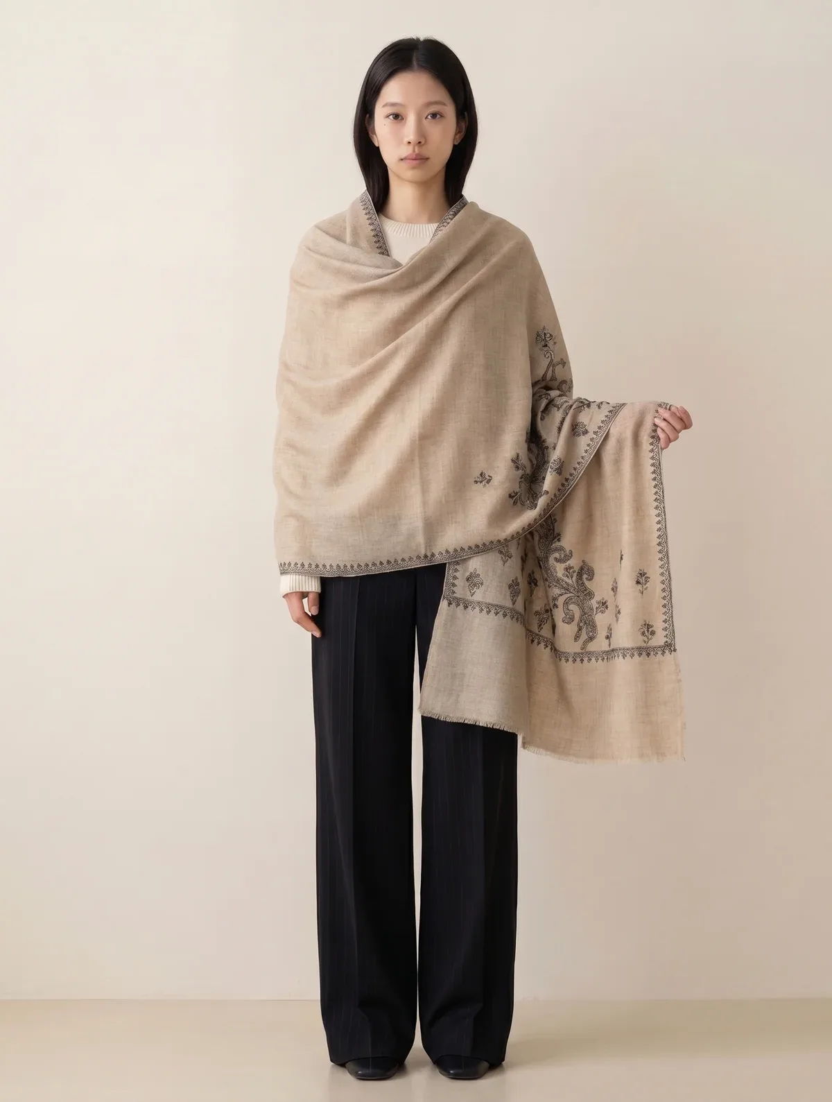 Jaal – Patterned Detailing Pashmina