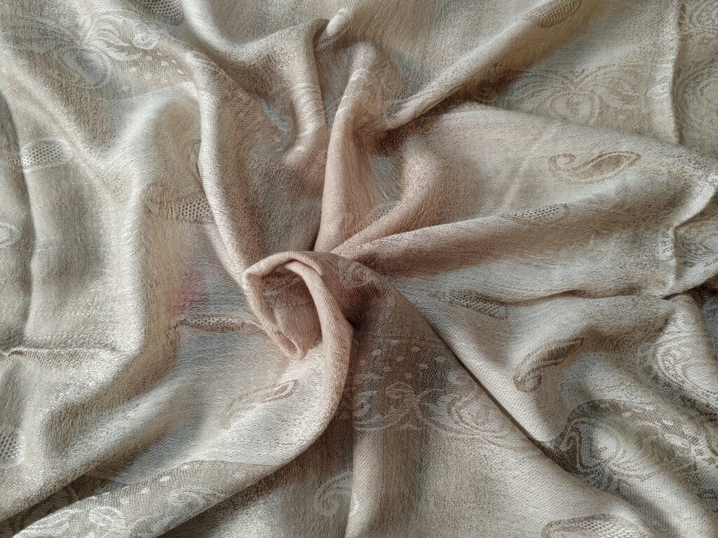 Shaam-e-Zar Jacquard Scarf
