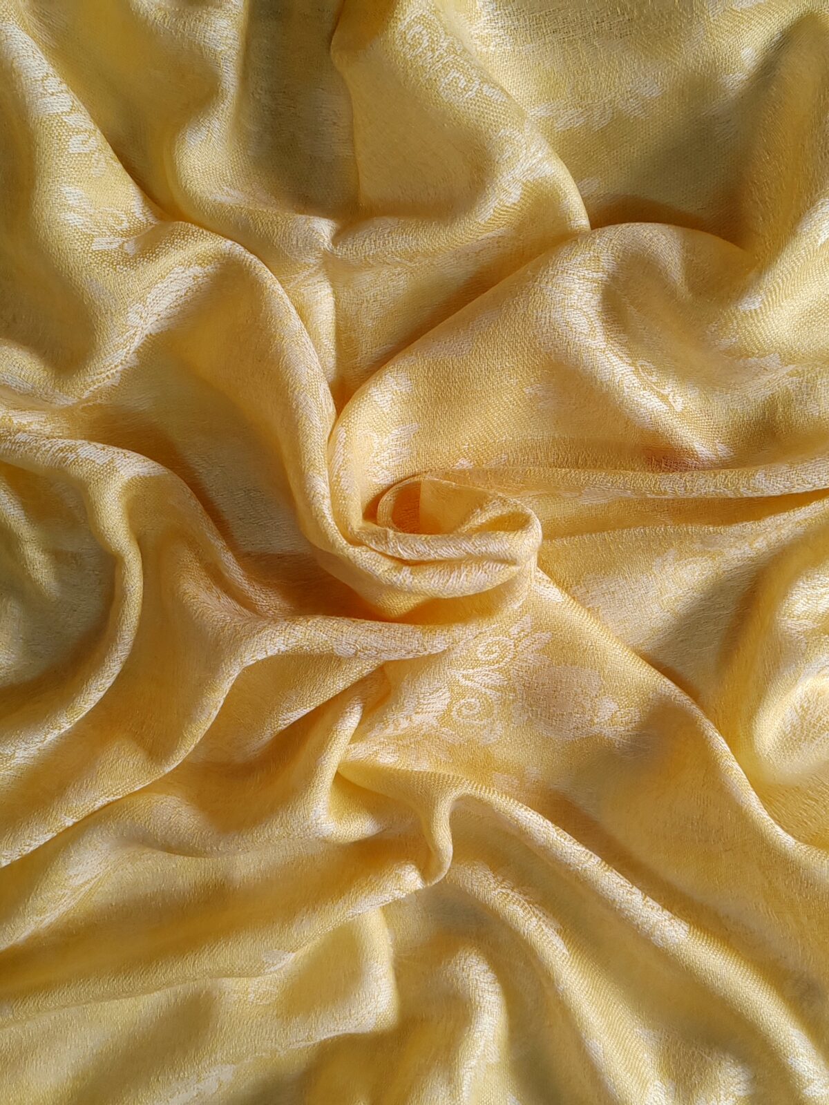 Zard-e-Gul Jacquard Scarf