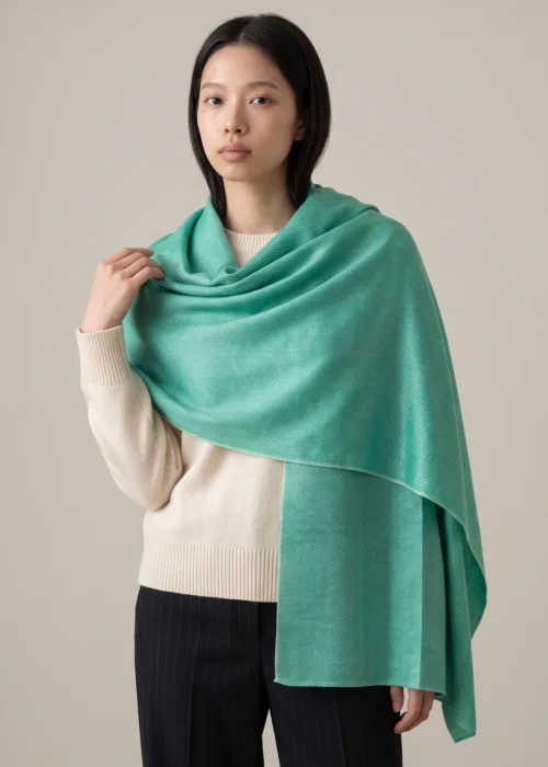 WhiteSpine Scarf