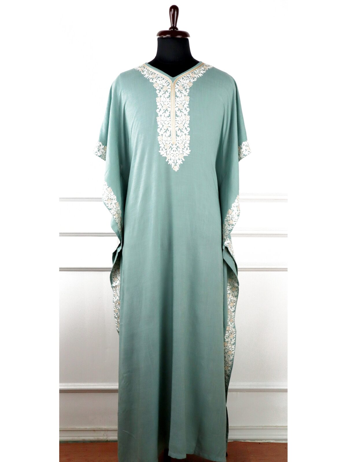 Sonth Cotton Kaftan with Floral Aari Embroidery