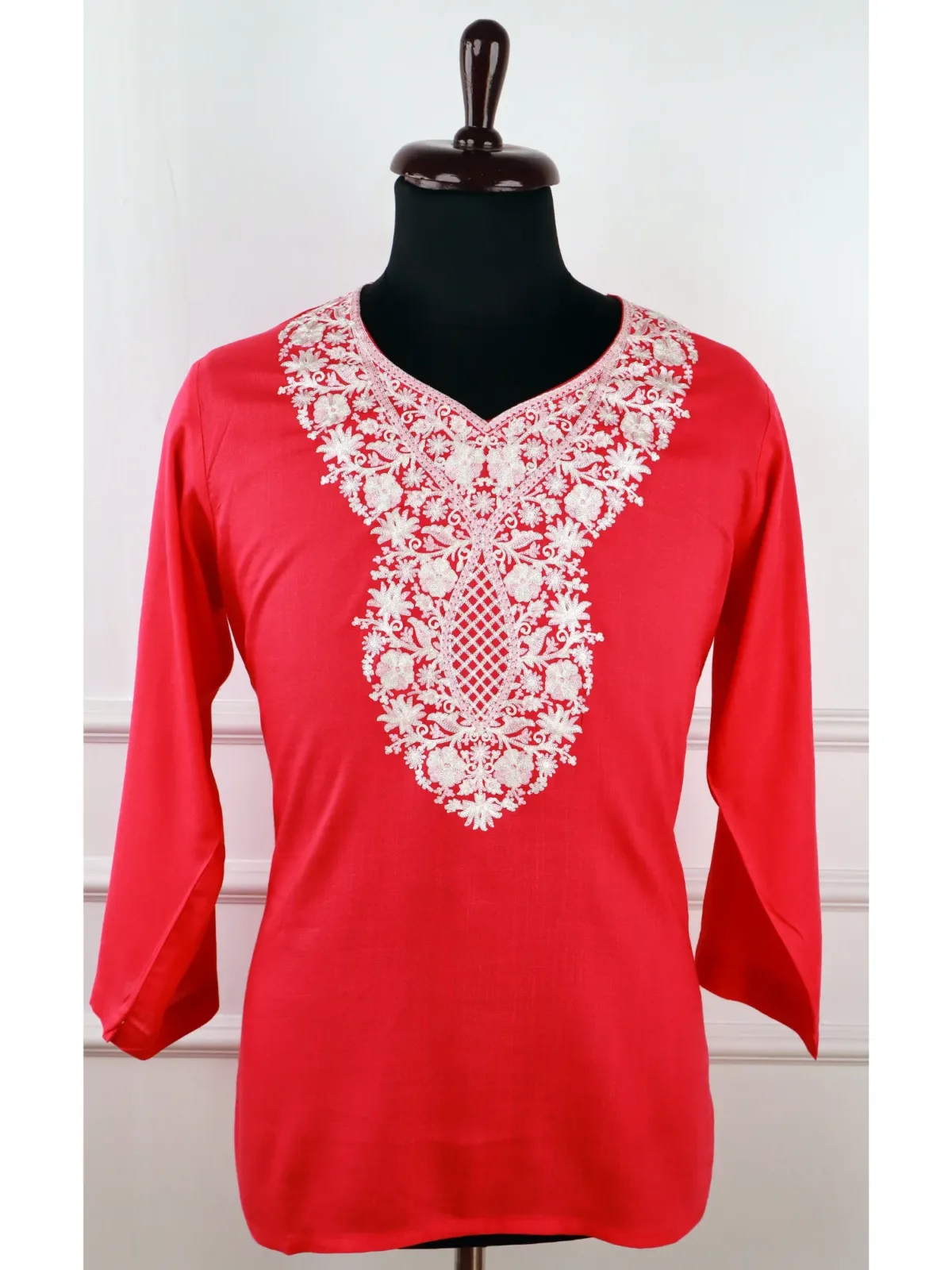 Nargis Kashmiri Cotton Aari Kurti in Red