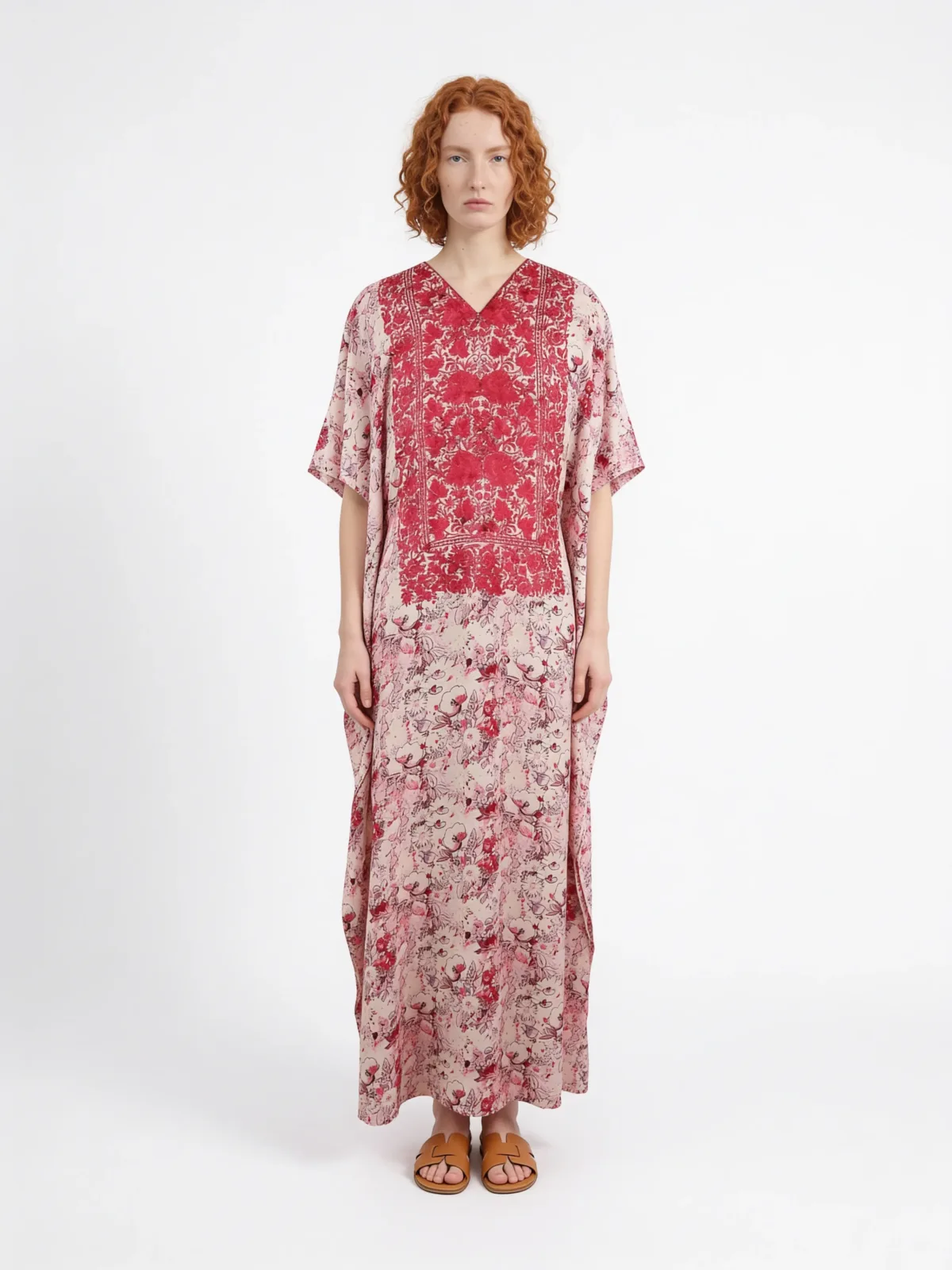 Saz e Waadi Muslin Kaftan in Cream with Floral Embroidery