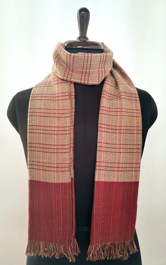 Red Threads Kashmiri Acro Wool Muffler