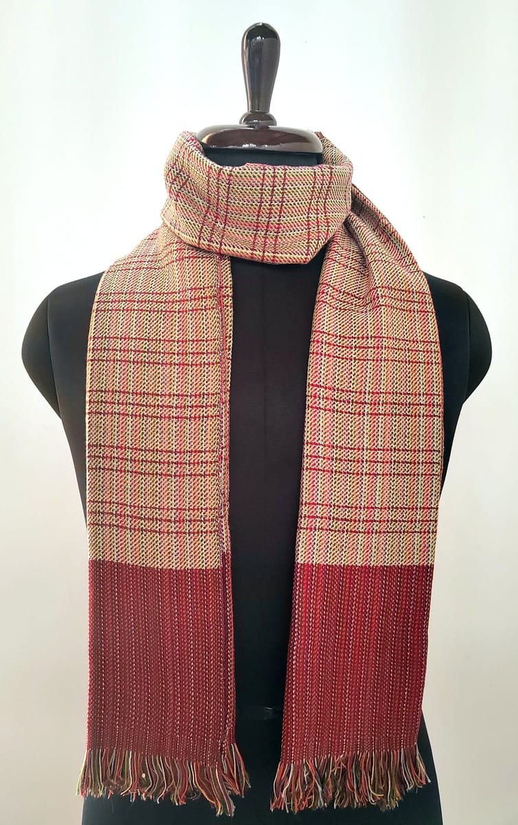 Red Threads Kashmiri Acro Wool Muffler
