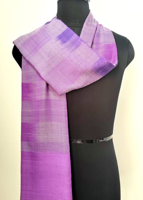 Gulaabi Nargis Merino Wool Scarf in Purple