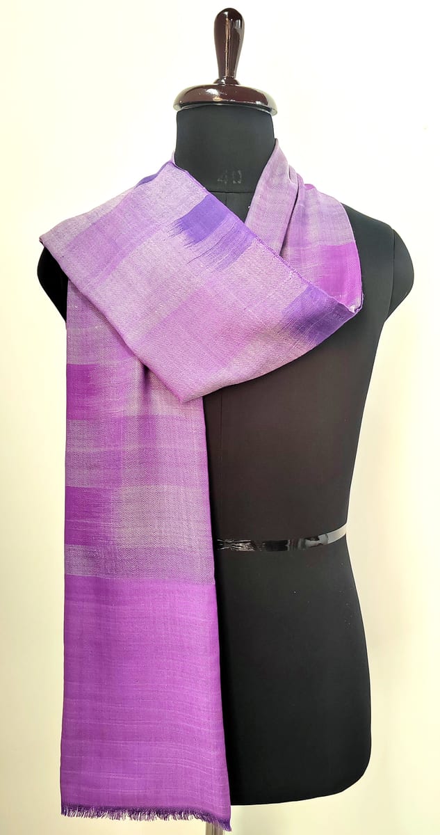 Gulaabi Nargis Merino Wool Scarf in Purple